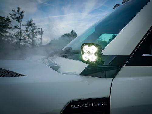 مجموعة اضائة ديفندر فوق الكبوت