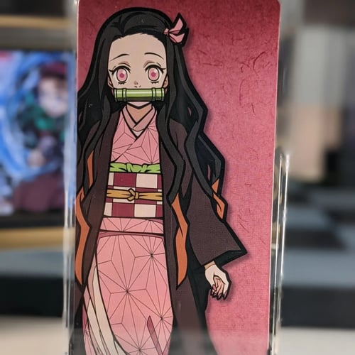 بروش شخصية نيزوكو من ديمون سلاير ،