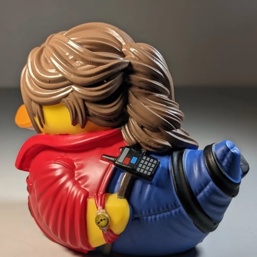 فيقرز كلير ريدفيلد من سلسلة ريزدنت ايفل من مجموعة...