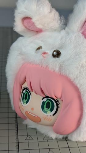 دمية انيا من سباي اكس فاميلي.