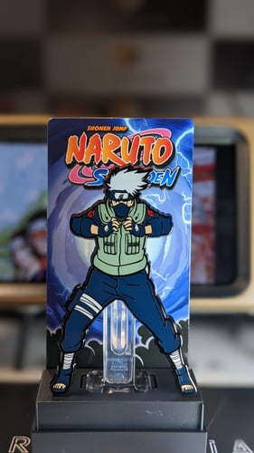 بروش شخصية كاكشي من ناروتو ،