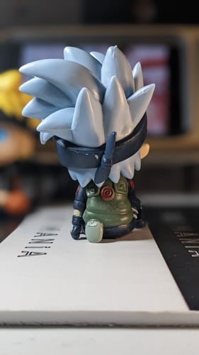 فيقرز كاكشي من ناروتو .