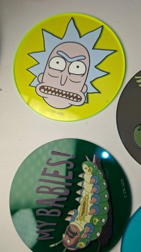 قاعدة أكواب ( كوستر ) ريك آند مورتي.