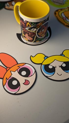 قاعدة أكواب ( كوستر ) فتيات القوة.