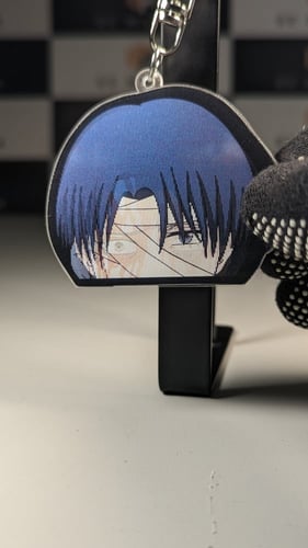 ميدالية صورة متحركة ليفاي من هجوم العمالقة.