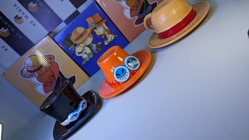 كوب قبعة لوفي من ون بيس.