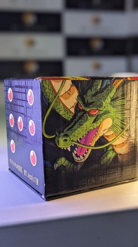 كرة دراغون بول.