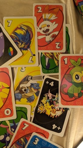 ورق لعب اونو UNO بوكيمون.