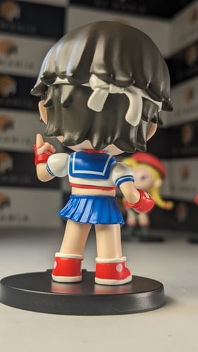 فيقر ساكورا من ستريت فايتر ، مرخص رسمي ( أصلي )