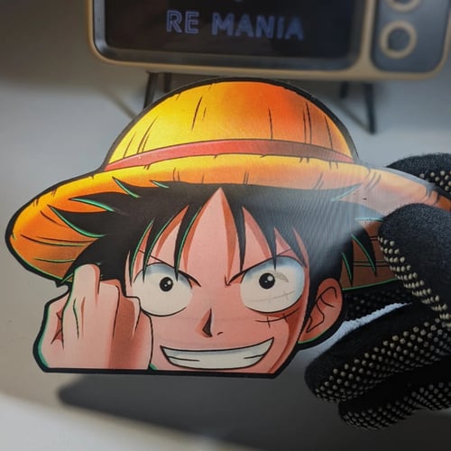 ستيكر لوفي متحرك.