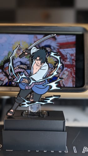 بروش شخصية ساسكي من ناروتو ،