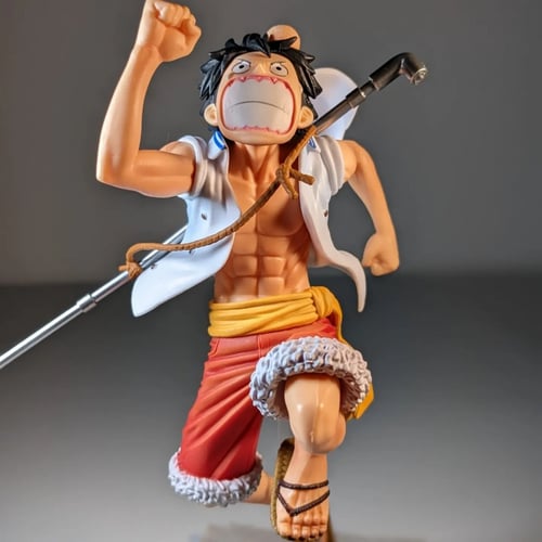 فقيرز لوفي بزي البحرية من بانبيرستو عالي الجودة.