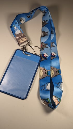 حامل بطاقة ستديو جيبلي.