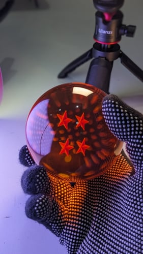 كرة دراغون بول.