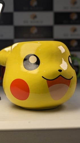 كوب بيكاتشو ،مرخص رسمي ( أصلي ).