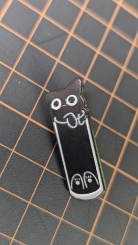 Cat brooch