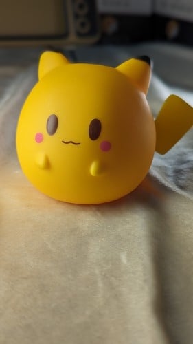 اكسسوار سيارة بيكاتشو من بوكيمون .