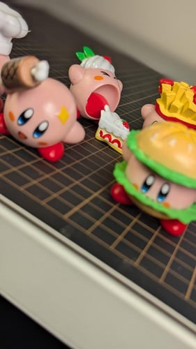 مجموعة فيقرز كيربي ( 6 أشكال ).