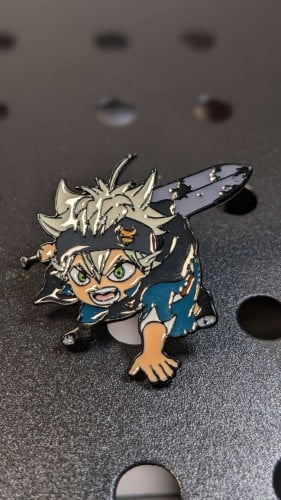 بروش بلاك كلوفر .