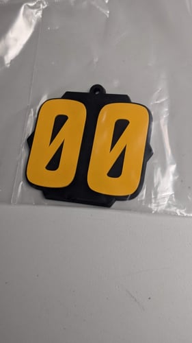 ميدالية إيفانقليون عالية الجودة ( أصليه )