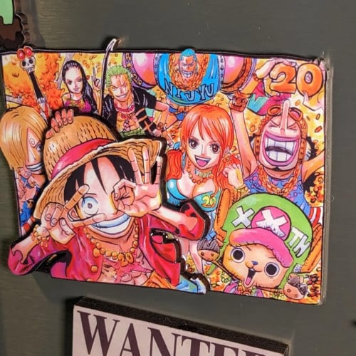 مغناطيس ثلاجة ثلاثي الابعاد وغلاف لماع ،شخصيات ون...