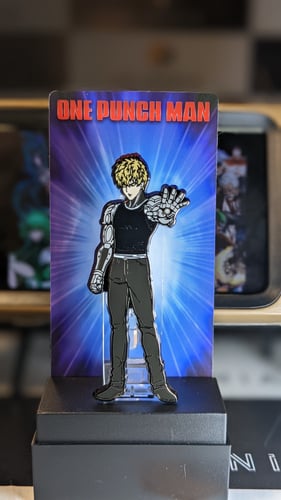 بروش شخصية جينوس من ون بنش مان ،