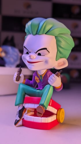 فيقر الجوكر من باتمان. مرخصة رسمي (أصلية).