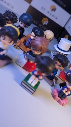 فيقر ماكوتو من كونان.مرخصة رسمي (أصلية).