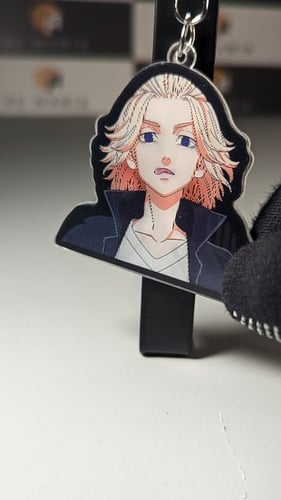 ميدالية صورة متحركة طوكيو ريفنجر.