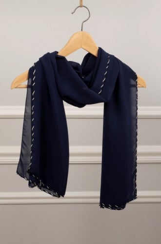 طرحه مزينه من الاطراف بألوان متعددة