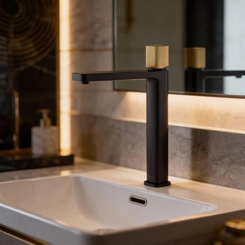 خلاط مغسلة طويل نحاس + زنك مودرن اسود+ذهبي مطفي