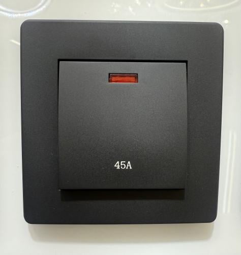 مفتاح مكيف اسود مطفي بيانو NKDN