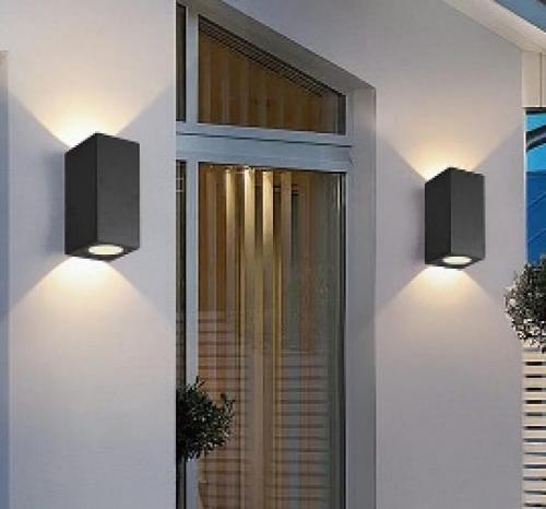 ‏إنارة خارجية ألمنيوم