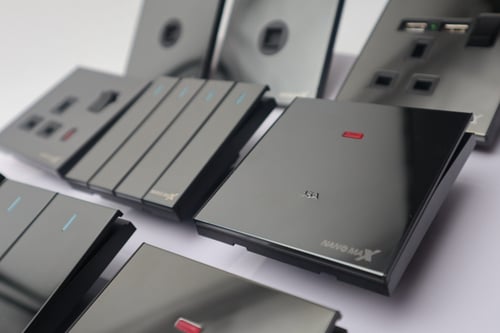 مفتاح جرس اسود مرايا بيانو