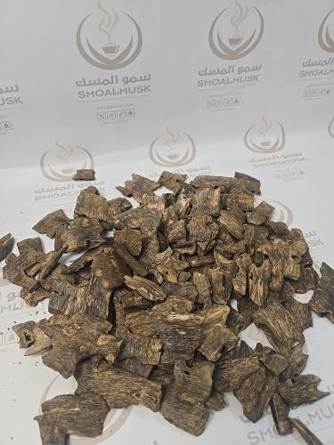 A natural Chinese kinami oud double super
