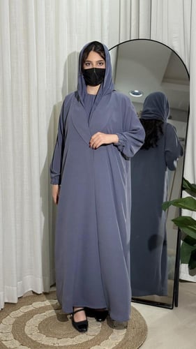 عبايه سفر ٣قطع لون رصاصي BB677