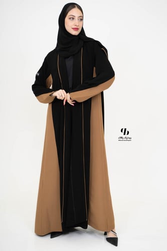 عباية نص كلوش ياقا قماش ملكي مع كلفة بيج من الجوان...