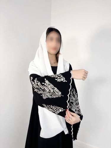 عباية دبل كلوش ملكي بتطريز سكري BB643