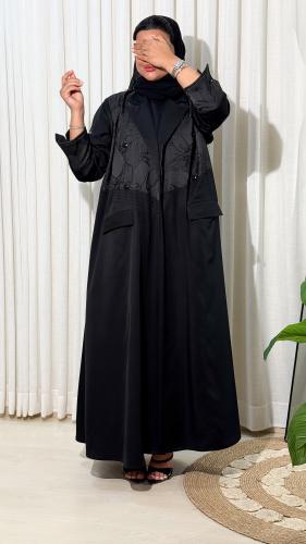 عباية نص كلوش يليزر مع جاكار اسود BB705