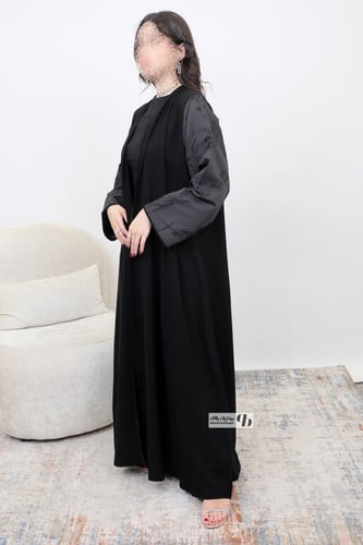 عباية نص كلوش ملكي أكمام جاكار BB144