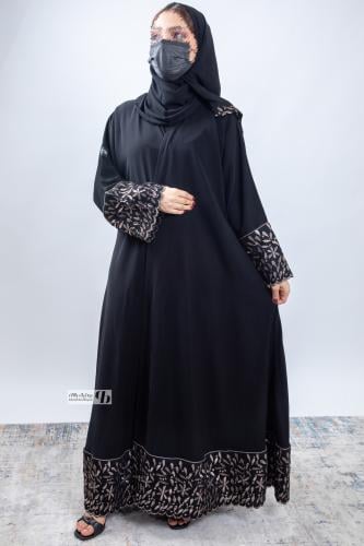 عبايه نص كلوش قماش ملكي مع تطريز نحاسي BB267