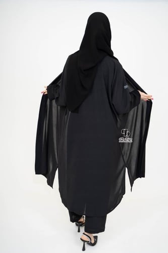 عباية سفر ٣ قطع بنطلون + بلوزة + عباية لون اسود BB...