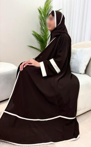 عباية نص كلوش بني بتحديد بيج - BB662