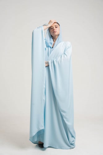 عبايه بشت قطري لون سماوي مزمومة من الكتف مع طرحه م...