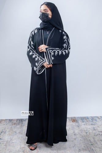 عباية نص كلوش انترنت مع تطريز ابيض BB231