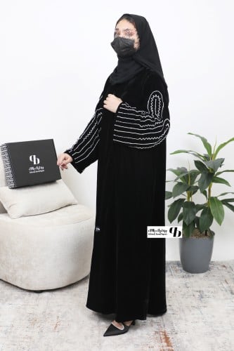 عباية شتوية مخمل شك BB056
