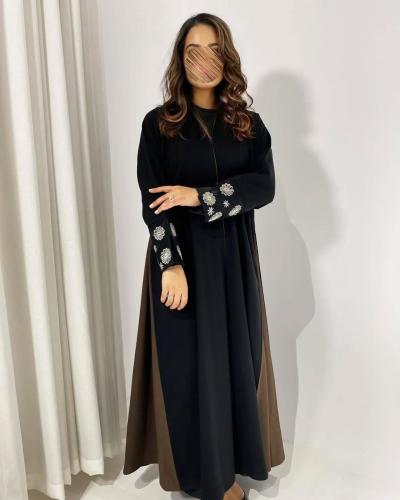 Crepe + embroidery on the sleeves and color on the sides