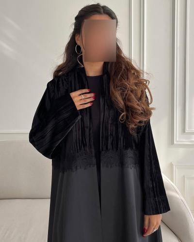 The fabric: crushed satin with crinkle