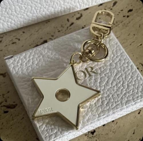 Charms Dior
