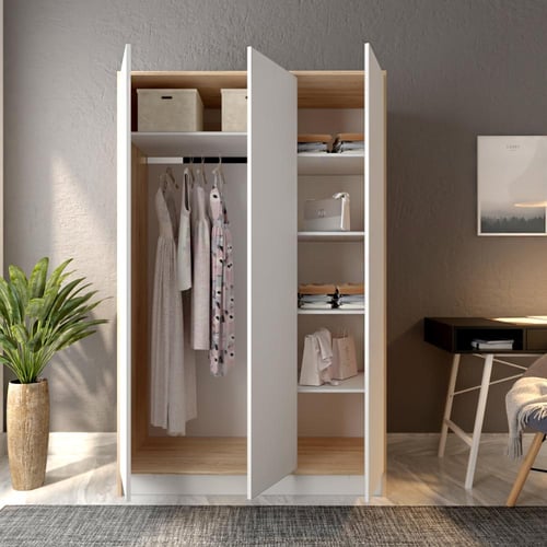 خزانة ملابس 3 درفات لون أبيض وجوانب لون بيج